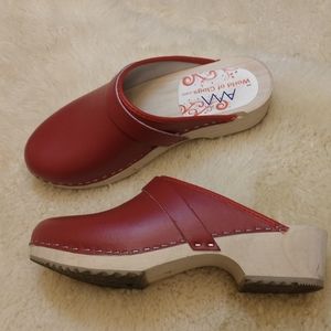 AM Red Leather Clogs
